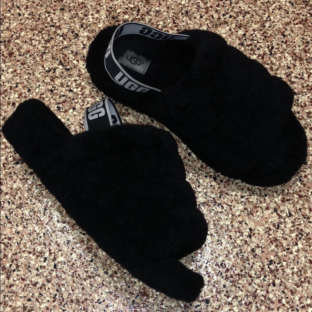 UGG Australia Fluff Yeah Black Shearling Slide 8US